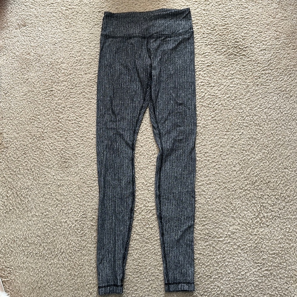 Lululemon Women’s Long Leggings Size 4